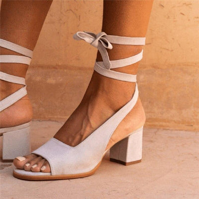 Strappy Sandals with Toe Laces